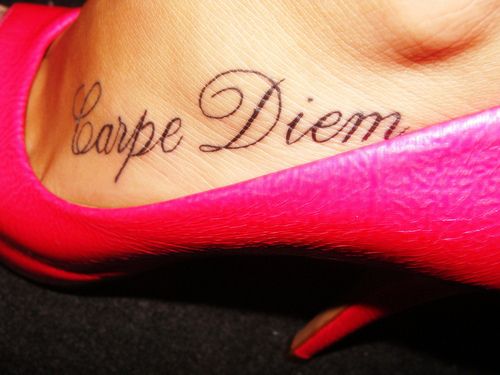 Parhaat Carpe Diem -tatuointimallit 10