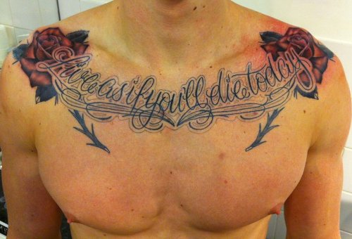 Το τατουάζ στο στήθος Collarbones Touch
