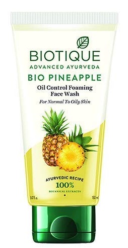 Biotique Bio Pineapple Control Foaming Face Wash για λιπαρό δέρμα