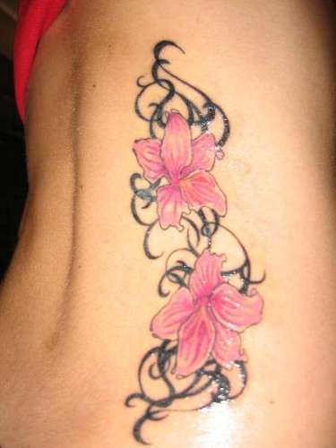 Σχέδιο τατουάζ λουλουδιών ορχιδέας