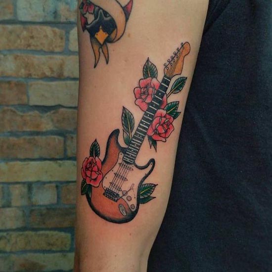 Καλύτερα σχέδια τατουάζ κιθάρας 7