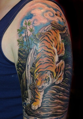 Puolihiha Tiger Tattoo Design