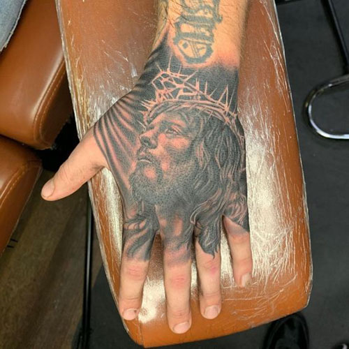 Τα καλύτερα σχέδια τατουάζ του Ιησού 8