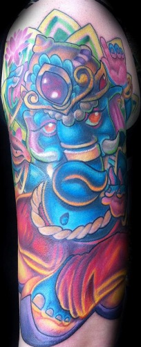 Sininen Ganeshan täyshihainen tatuointi