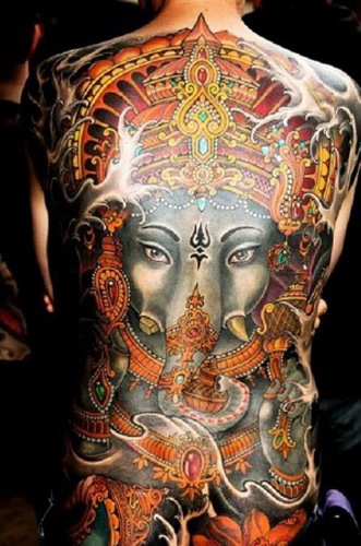 Ganeshan tatuointisuunnittelu selässä