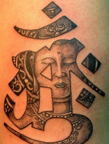 Buddhalaiset sanskritin tatuoinnit