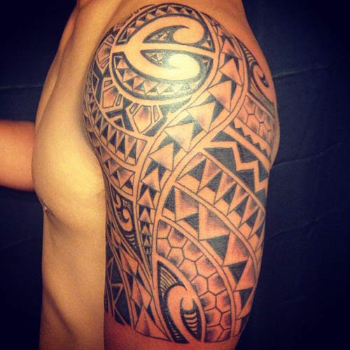 Σχέδια τατουάζ Tribal Shoulder: