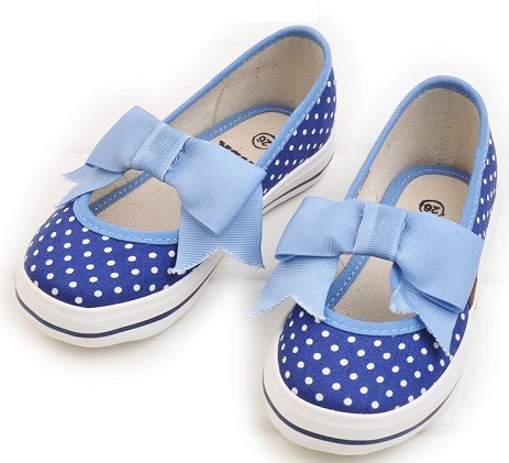 Sininen ja valkoinen tyttöjen kenkäsuunnittelu