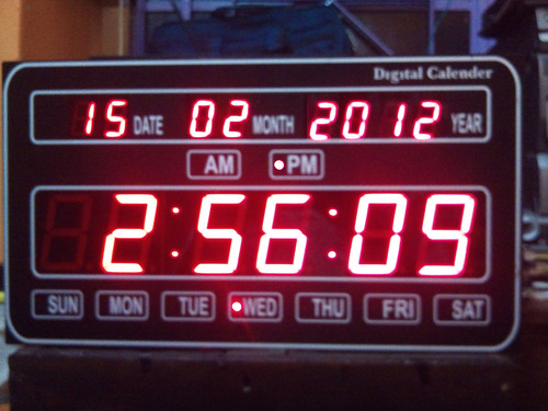 Ρολόι LED ημερολογίου