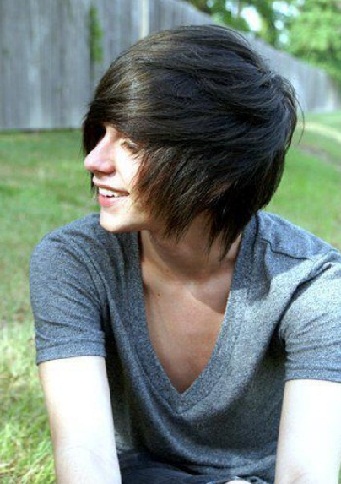 Emo Hairstyles for Guys 10