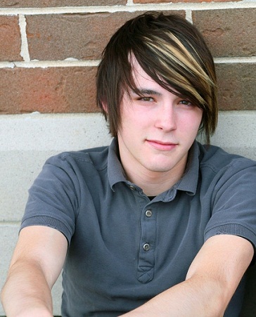 Emo Hairstyles for Guys 15