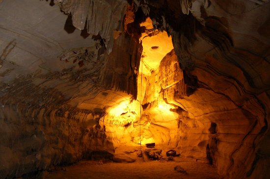 Σπήλαια Belum