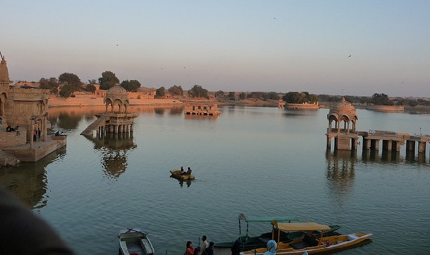 gadisar-lake_jaisalmer-τουριστικά-μέρη
