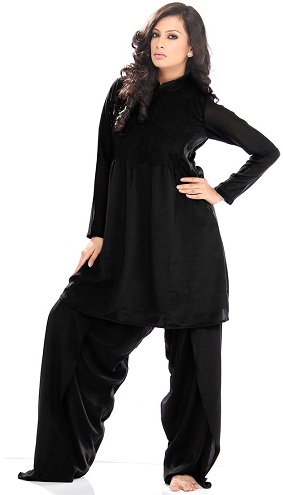 Täysi musta Plus -kokoinen Pakistanin Salwar -puku
