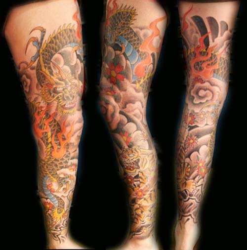 Täysjalkahihaiset tatuointimallit naisille