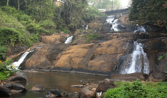 Aruvikuzh Falls