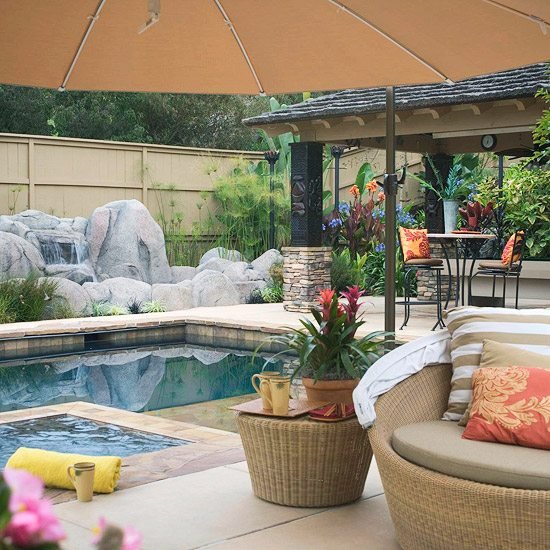 10 idéer för pool i trädgården solskydd