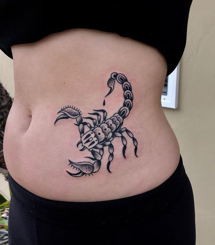 Parhaat Scorpion -tatuointimallit kuvilla 10