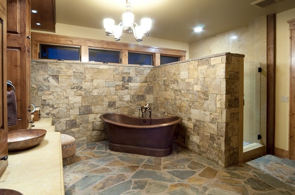 Kiviset kylpyhuoneen lattialaatat