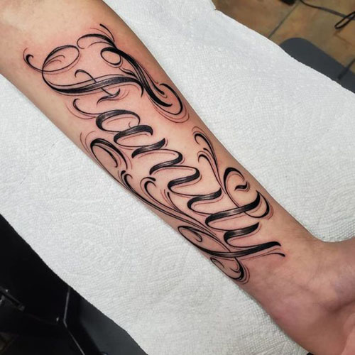Καλύτερα σχέδια τατουάζ με γράμματα 4