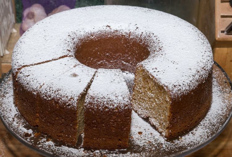 veganska recept guglhupf-rund-pulveriserat socker-dessert-idé