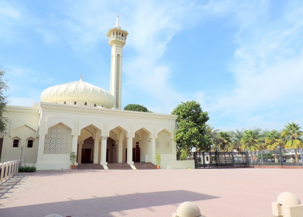 bastakiya-mosque_dubai-tourist-places