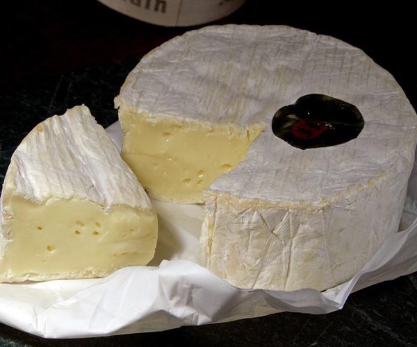 Τυρί καμαμπέρ