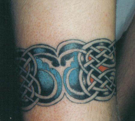 Celtic -käsivarsinauha -tatuoinnit