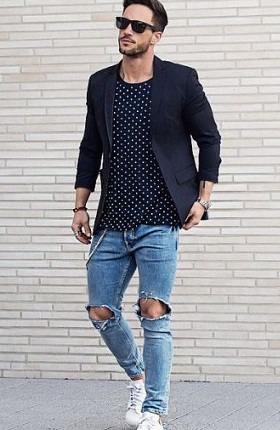 Men's Ripped Knee Jeans