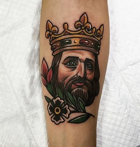 Vanhan koulun kuningas tatuointi