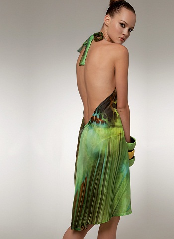 Εξωτικό πράσινο φόρεμα με ανοιχτή πλάτη