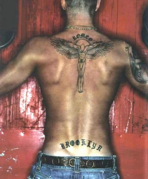 Romeo -tatuointi David Beckhamin selässä
