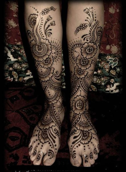 Morsiamen Mehndi Design for Foot