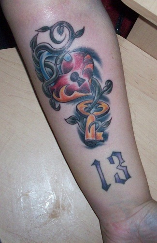 Numero 13 Key Tattoo Design