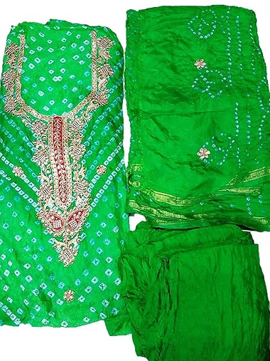 Bandhani Salwar -puku ja peilityö