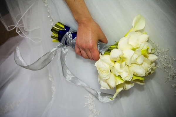 bukett-brud-bröllop-design-blommor