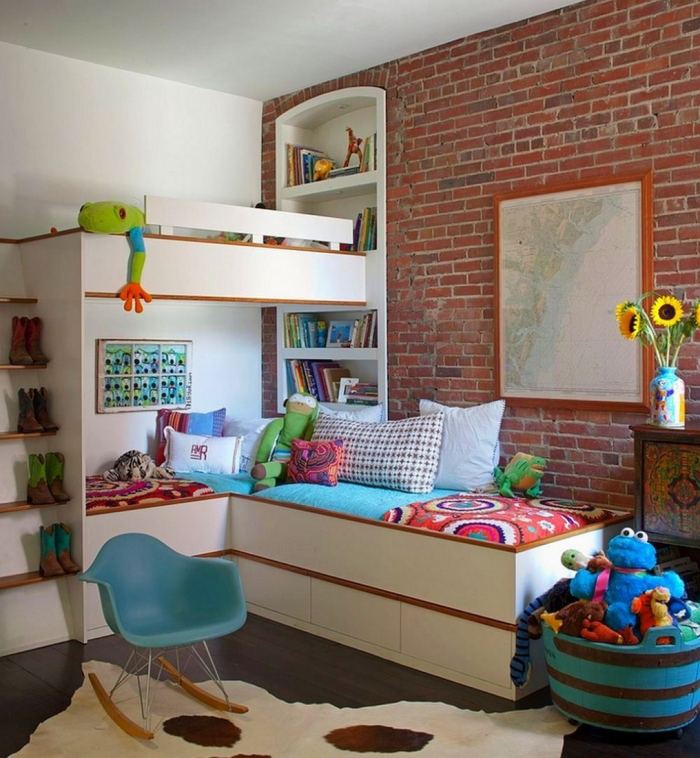 små-barn-rum-idéer-design-rymdbesparande-möbler-loft säng hörn lösning