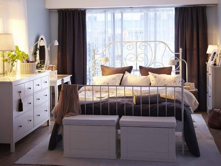 ikea-sovrum-design-dekoration-vintage-romantisk-metall-säng-vit