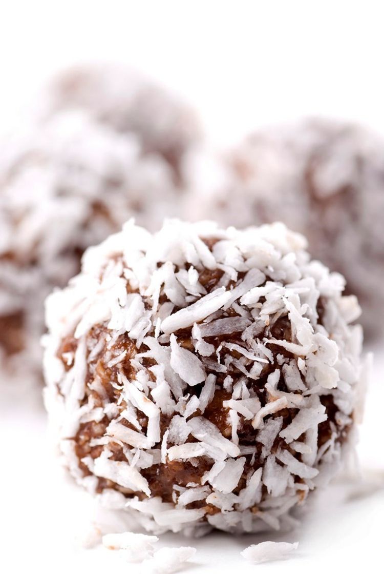 sista-minuten-presenter-gör-själv-konfektyr-recept-kokosbollar