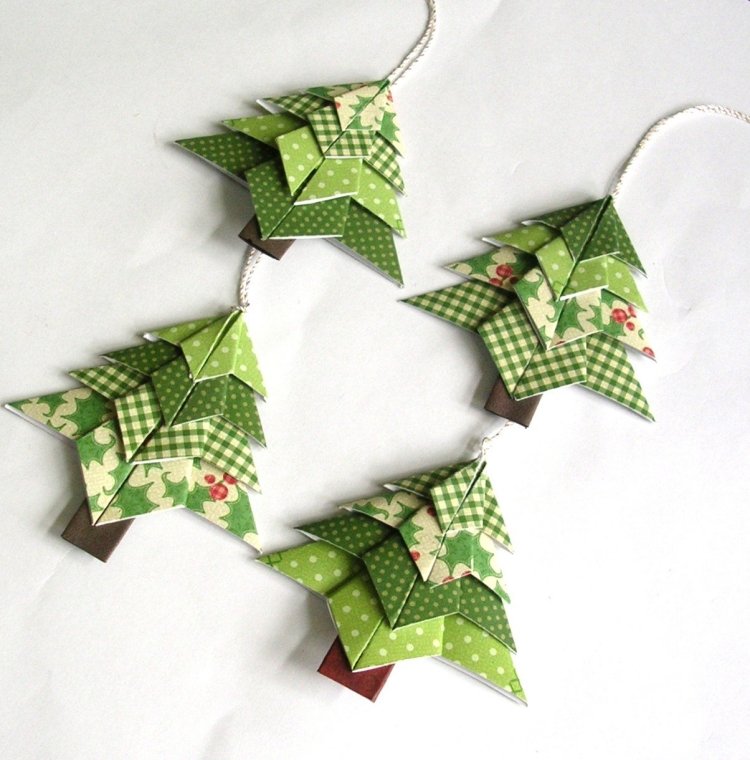 juldekoration-idéer-gör-det-själv-juldekorationer-origami-gran-jul-träd-papper