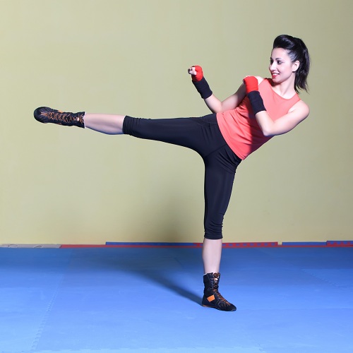 Side Kick - ασκήσεις για να κάψετε λίπος στους μηρούς