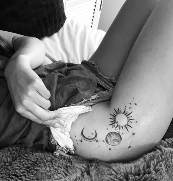 Taivaalliset lonkkareiden tatuoinnit naisille