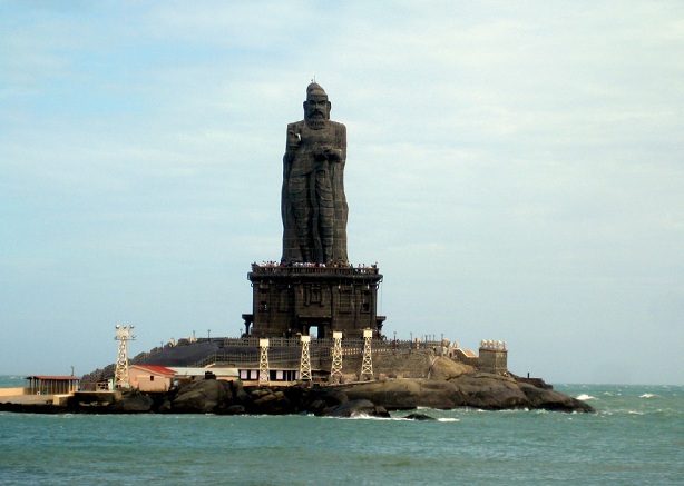 thiruvalluvar-statue_kanyakumari-τουριστικά-μέρη