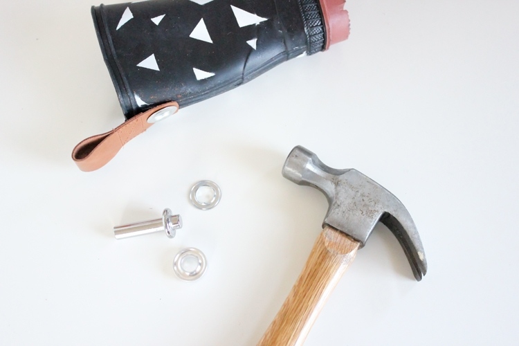 örter-bastelidden-barn-föräldrar-gummistövlar-diy-oese-hammare-läder-ränder