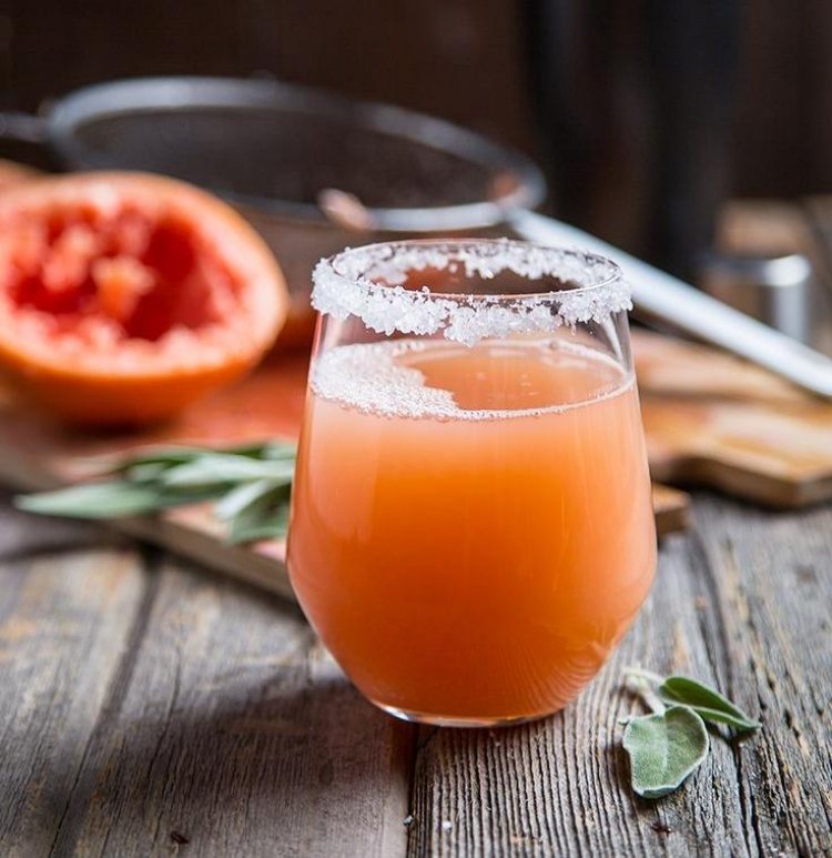 grapefrukt-salvia-alkoholfri cocktail