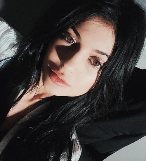 Kylie Jenner χωρίς μακιγιάζ 9