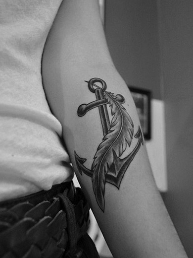 Φτερωτό Anchor Tattoo