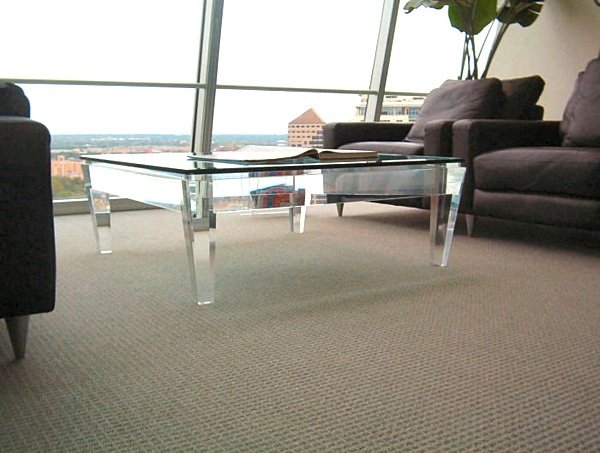 Akryl-soffbord-fin utsikt-lägenhet