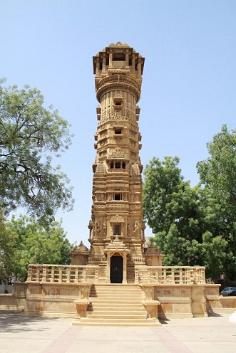 kuuluisia paikkoja Ahmedabadissa