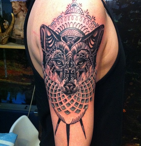 ινδικό μοτίβο-λύκος-τατουάζ-σχέδιο
